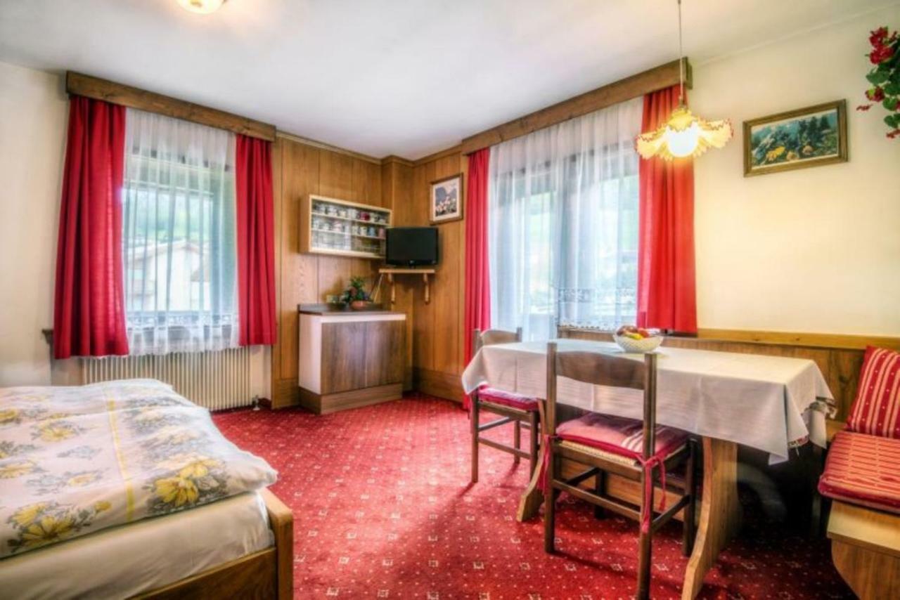Apartments Fiordalisi Colfosco Kültér fotó